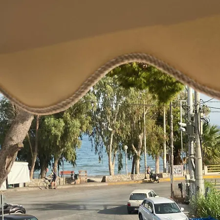 A.P Seaside Apartment Artemida  Exterior photo